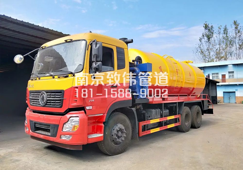 373桃园居12方吸污车